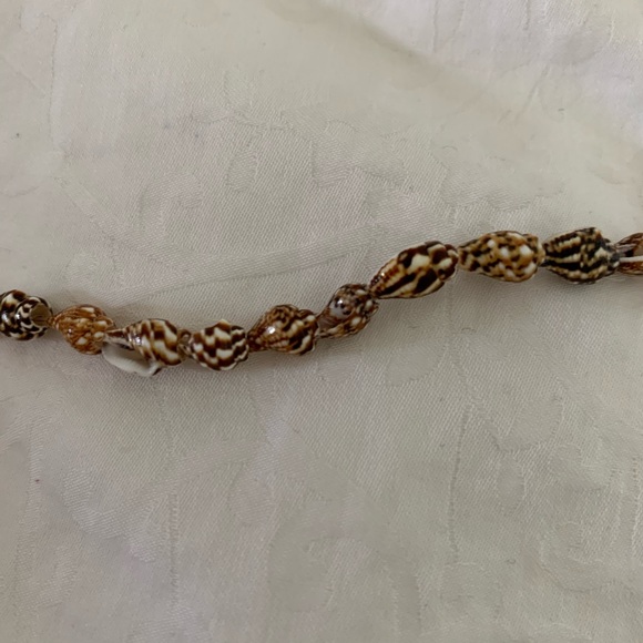 2 Hand Made Hawaïen Necklaces !! - Picture 5 of 7